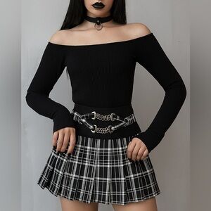 Tripp NYC Pkeated Plaid Chain Mini Skirt. small